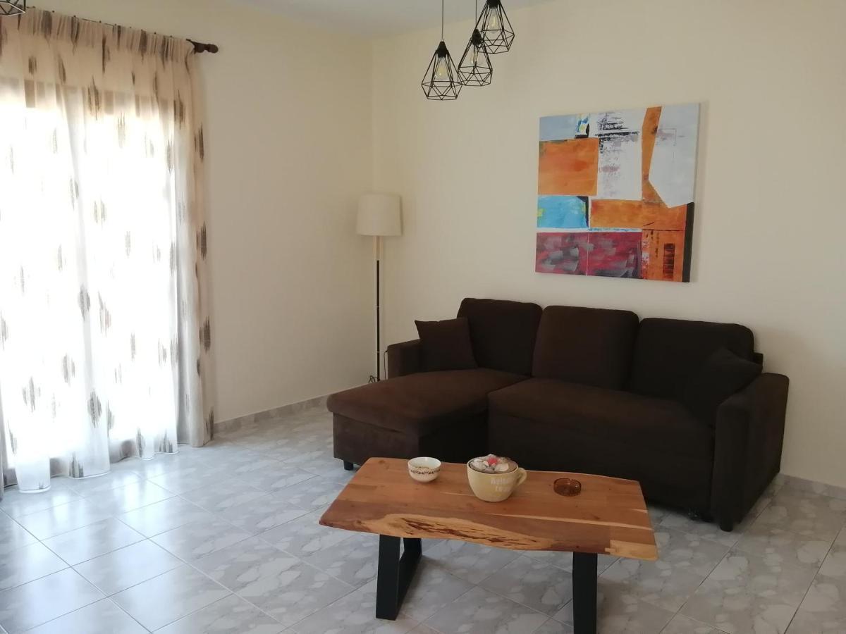 הוילה באטסי Sofirene Sea View מראה חיצוני תמונה
